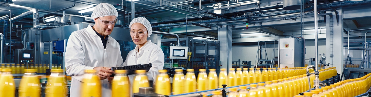 Food & beverage plant worker