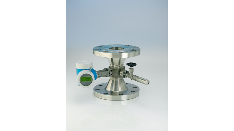 Prowirl F200 con unidad de medición de la presión montada para líquidos (se puede rotar 360°)