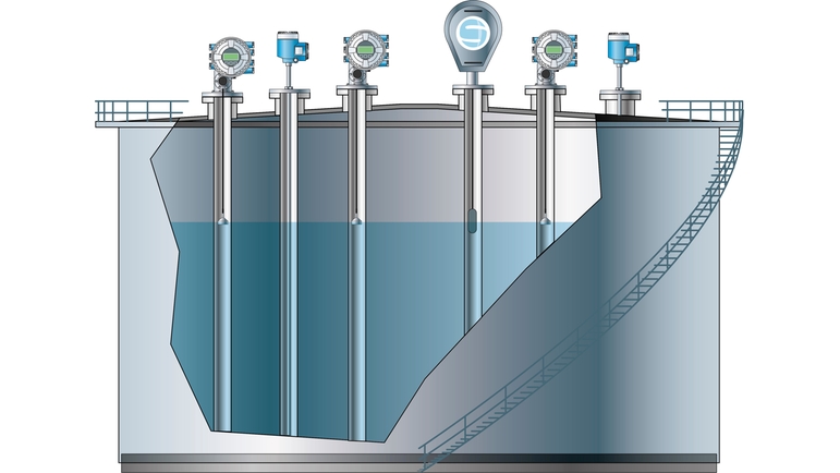 Gráfico de un depósito de almacenamiento de gas natural licuado (GNL) con equipos de medición