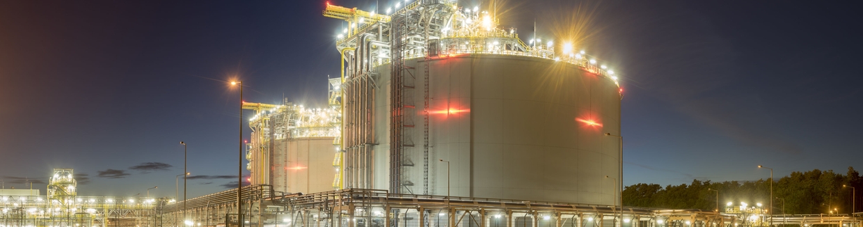 Medición de nivel en tanques de gas natural licualdo, GNL en la industria de petróleo y gas
