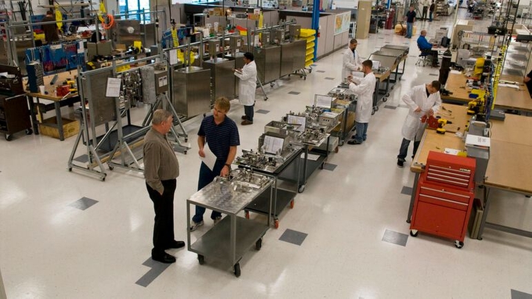 Centro de producción de TDLAS/QF en Rancho Cucamonga, California
automático