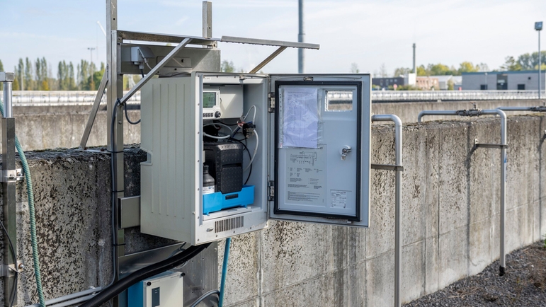 CA80PH en campo en la planta de tratamiento de aguas residuales
