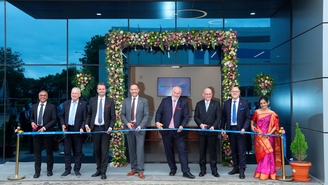 Corte de la cinta inaugural en Aurangabad, India: Inauguración oficial de la ampliación del campus